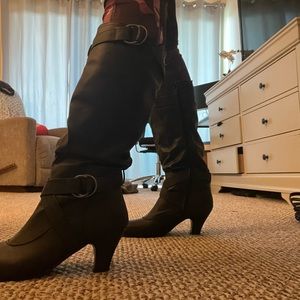 Daily Shoes Size 9